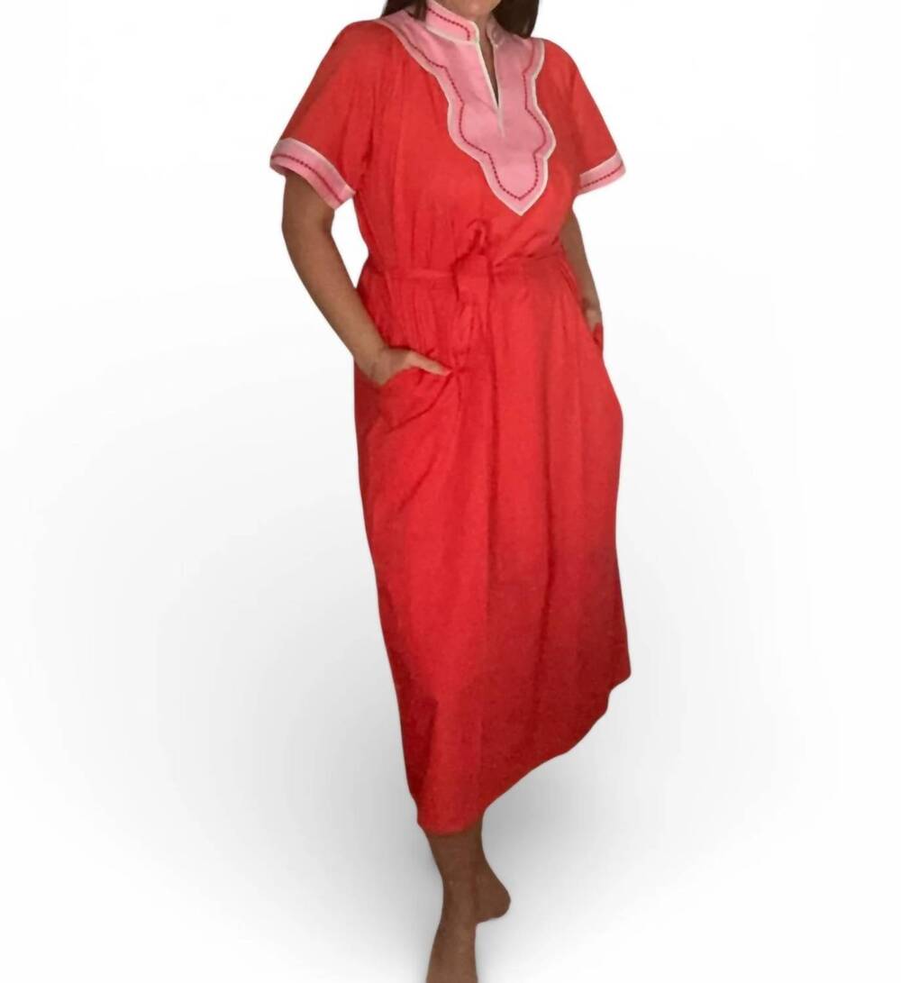 NEW THML caroline short sleeve trimmed v-neck belted maxi dress in red